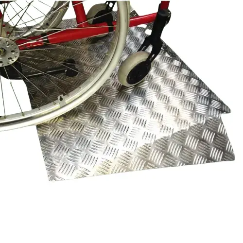 [3180252] Rampe de seuil en aluminium (34 cm)